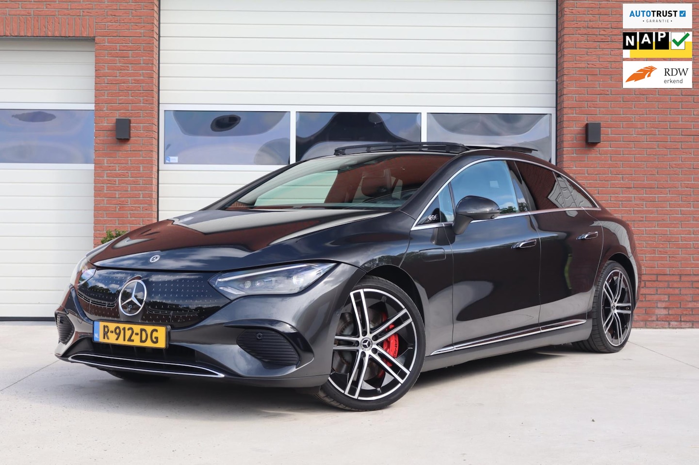 Mercedes-Benz EQE - 350+ Launch Edition Luxury Line 91 kWh Long range - Luchtvering - Burmester - Memory - Key - AutoWereld.nl