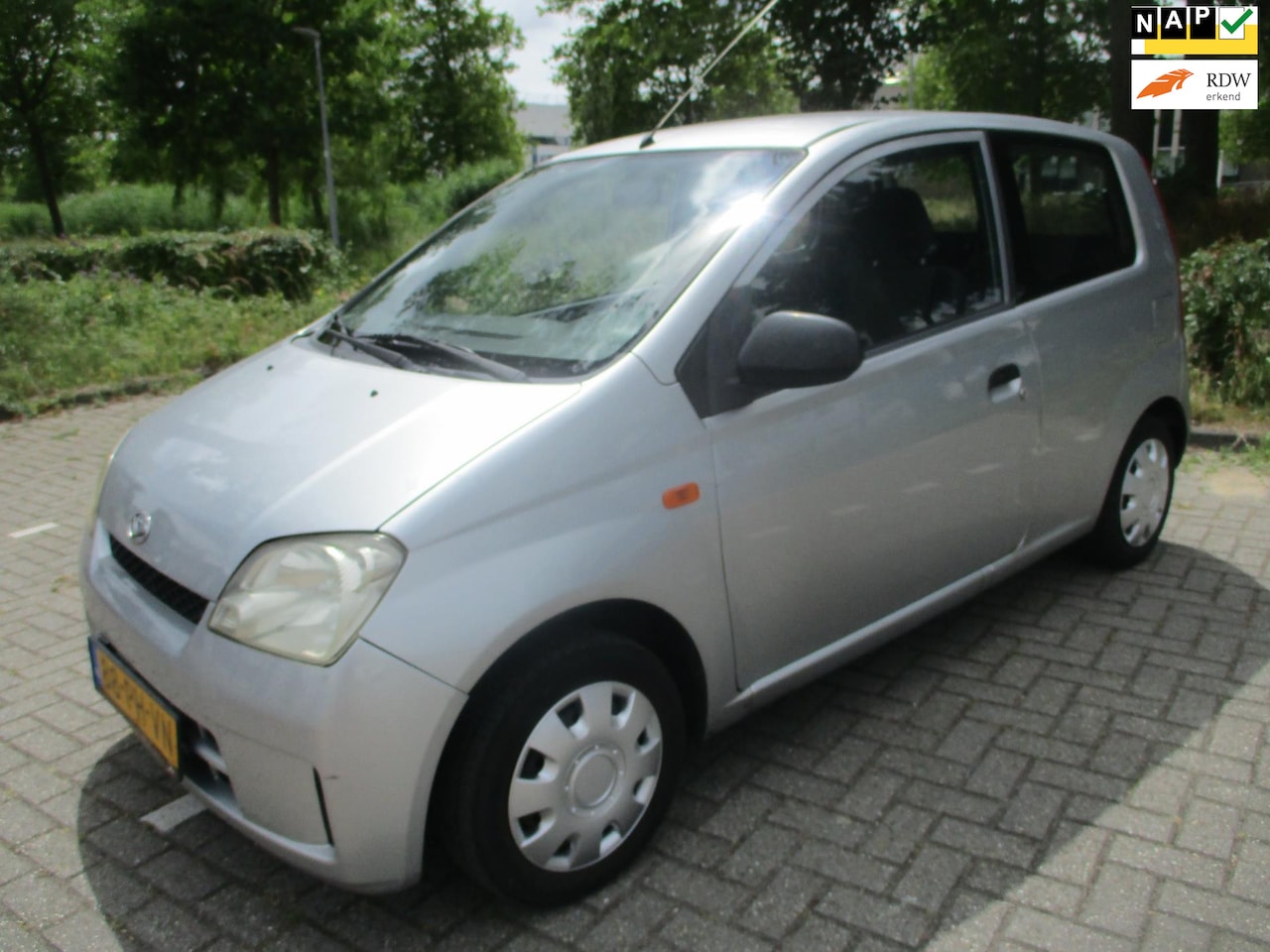 Daihatsu Cuore - 1.0-12V Automaat - AutoWereld.nl