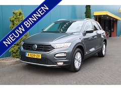 Volkswagen T-Roc - 1.0 TSI Style Executive CARPLAY|ADAPT.CRUISE|CAM|CLIMA|NAV|PDC|LMV 41DKM