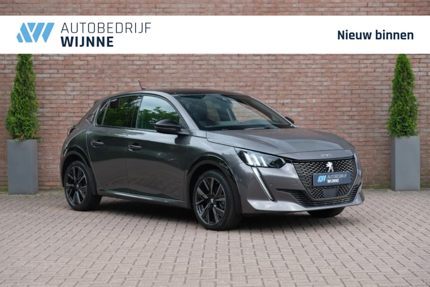 Peugeot 208 - 1.2 PureTech 100pk GT | Navi | Climate | Adaptive Cruise | Camera | Keyless | PDC - AutoWereld.nl