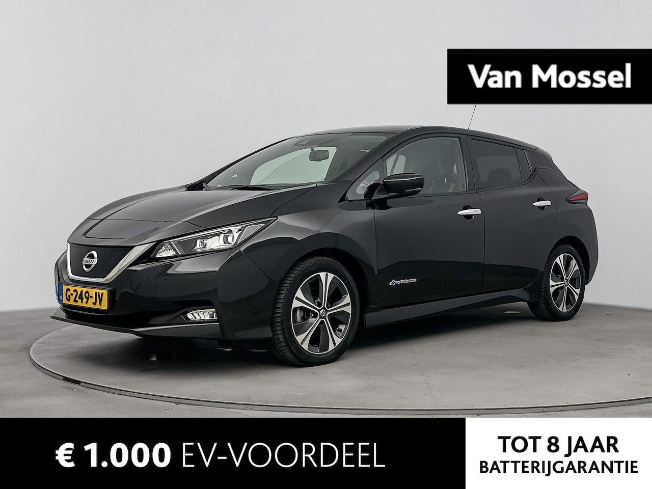 Nissan LEAF - Tekna 40 kWh | Navigatie | Achteruitrij camera | Stoelverwarming - AutoWereld.nl