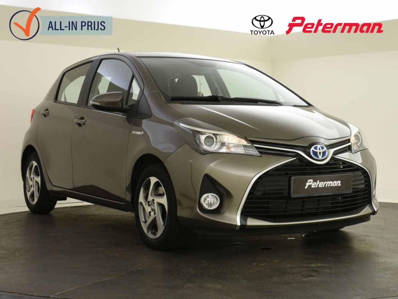 Toyota Yaris - 1.5 Hybrid Trend | Navigatie | Camera - AutoWereld.nl