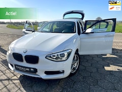 BMW 1-serie - 116i NAP 5D Airco Xenon Nieuwe APK Navi Scherm Velgen Cruise Control