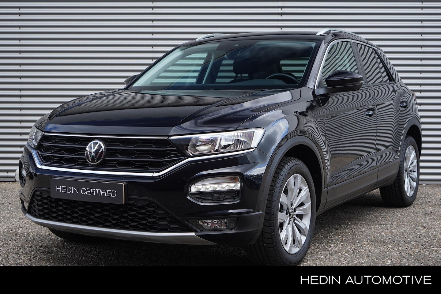 Volkswagen T-Roc - 1.5 TSI Style / Nederlandse Auto / Eerste eigenaar / Climate control / Adaptieve Cruise Co - AutoWereld.nl
