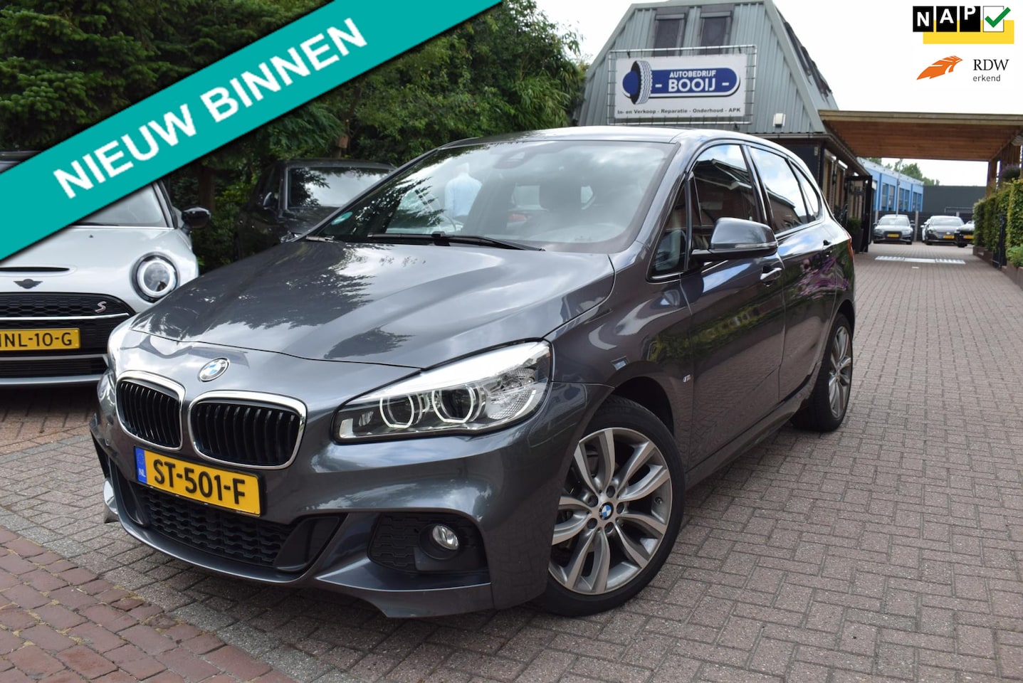 BMW 2-serie Active Tourer - 218i Executive AUTOM/CRUISE/NAVI/AIRCO-ECC/TREKH/XENON/NL-AUTO/LMW 18 INCH/PDC/BLUETOOTH/U - AutoWereld.nl