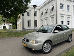 Audi A3 - 1.6 Attraction, RIJKLAAR