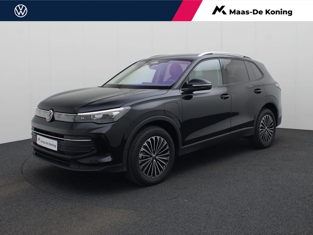 Volkswagen Tiguan - 1.5eHybrid 150kW/204PK Life DSG · App connect · Trekhaak · Camera + Parkeersensoren · Gara - AutoWereld.nl