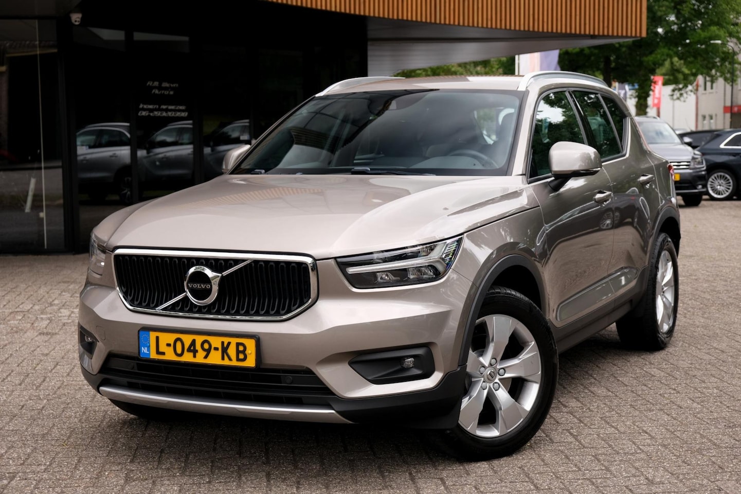 Volvo XC40 - 2.0 B4 Business Pro/ACC/Autopilot/BLIS/Carplay/Winterpakket - AutoWereld.nl