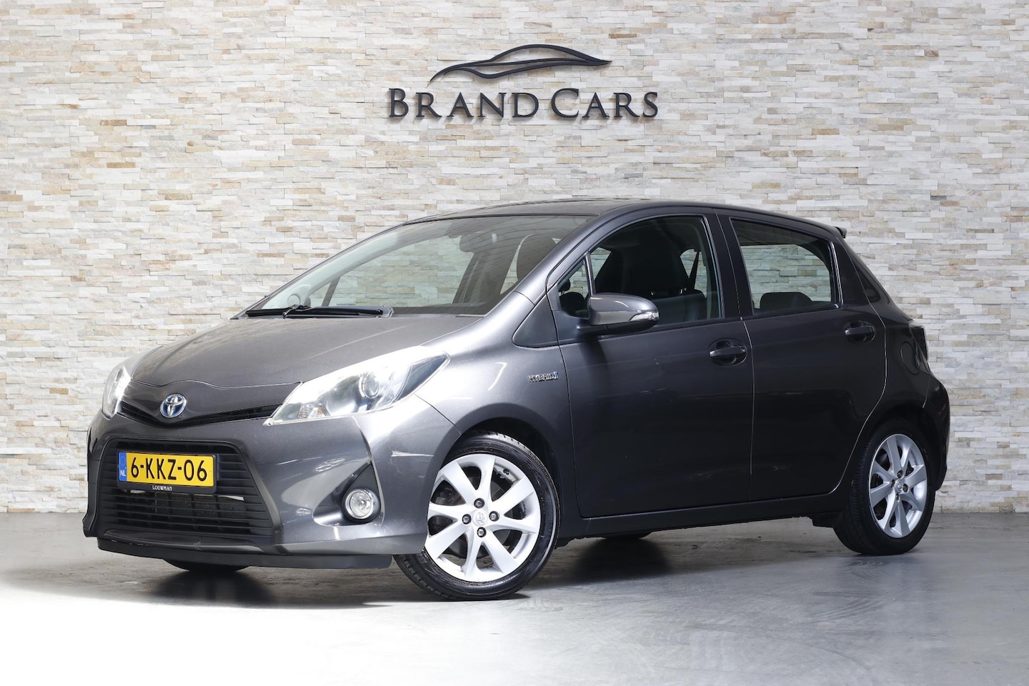 Toyota Yaris - 1.5 Full Hybrid Dynamic | CAMERA | NAVI | CRUISE CONTROL | EERSTE EIG. | NAP | ORIG. NL - AutoWereld.nl