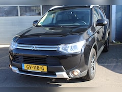 Mitsubishi Outlander - 2.0 PHEV Executive Edition Automaat Schuif/kanteldak, Keyless, Cruise, Climatecontrol, Dab
