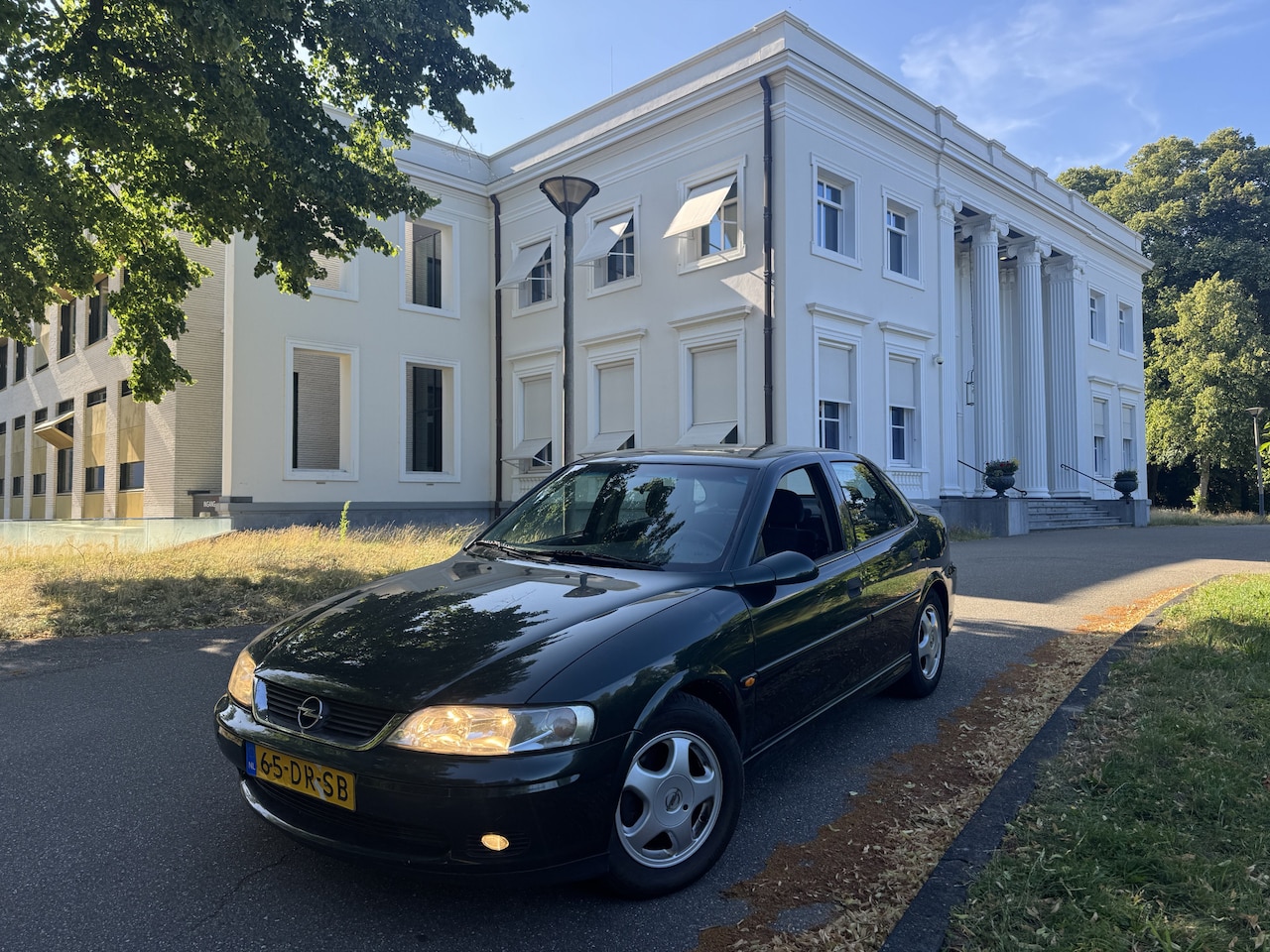 Opel Vectra - 1.6-16V Sport Edition 1.6-16V Sport Edition - AutoWereld.nl