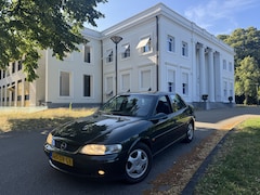 Opel Vectra - 1.6-16V VAKANTIEKLAAR