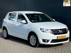 Dacia Sandero - 0.9 TCe Lauréate AIRCO CRUISE NAVI TREKHAAK