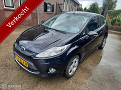 Ford Fiesta - 1.4 Titanium Airco/rijdt als een nieuwe