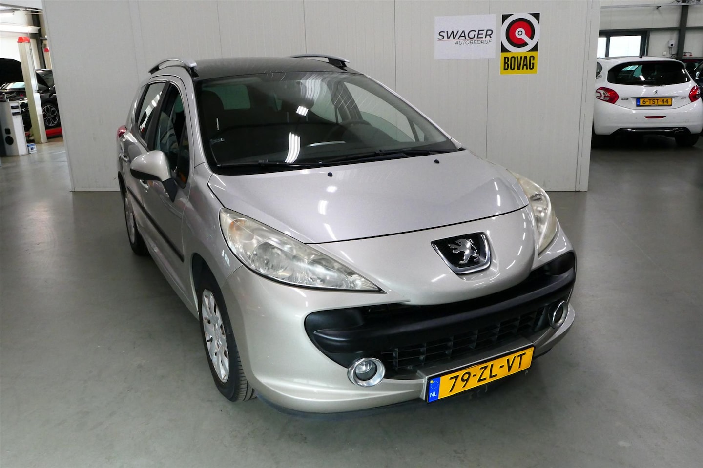 Peugeot 207 SW - 1.4 VTI 16V XS (Dealer onderhouden&Trekhaak) - AutoWereld.nl