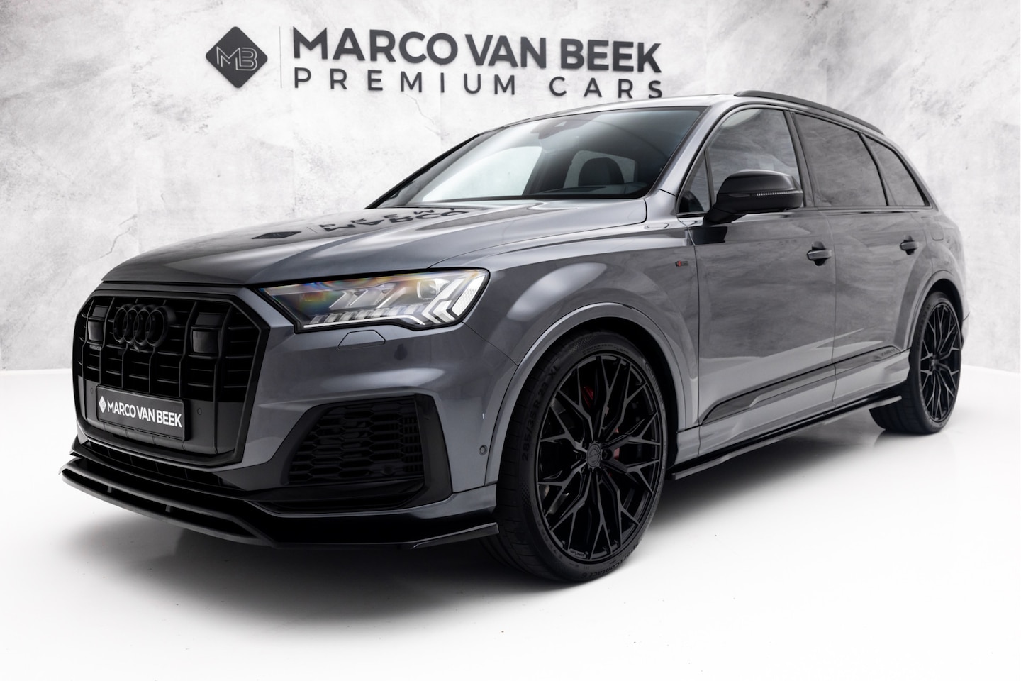 Audi Q7 - 55 TFSIe Quattro S-Line | Pano | E-Trekhaak | Luchtvering | B&O | Maxton - AutoWereld.nl