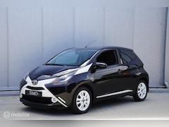 Toyota Aygo - 1.0 VVT-i x-play, Automaat, Sport Pakket