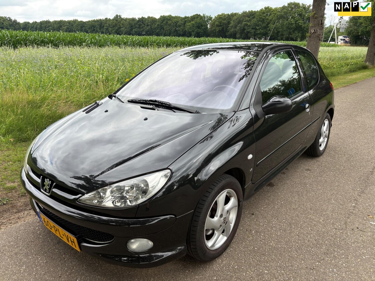 Peugeot 206 - 1.4-16V XS Pack Nieuwe APK/Airco/Lichtmetaal/N.A.P. - AutoWereld.nl
