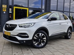 Opel Grandland X - 1.2 Turbo Innovation Automaat | Camera + Sens| Stoelv + Stuurv | Navi | Tel | Apple Carpla
