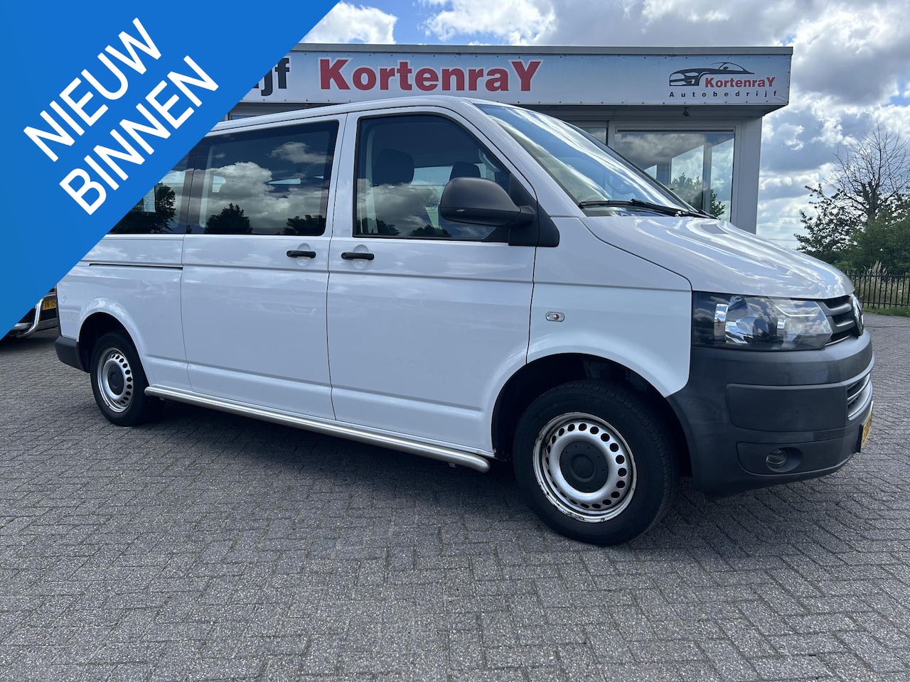 Volkswagen Transporter Kombi - 2.0 TDI L2H1 BM Comfortline airco/9 persoons/zeer mooie goed onderhouden Transporter - AutoWereld.nl