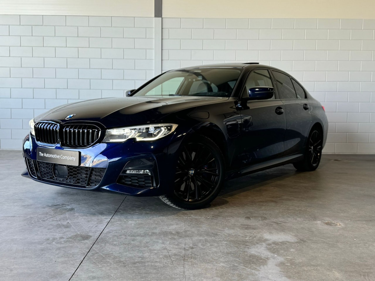 BMW 3-serie - 330e M Sport HD/Adaptive/trekhaak/laser/Memory - AutoWereld.nl