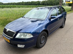 Skoda Octavia Combi - 1.9 TDI Elegance Airco/APK/Trekhaak/Clima
