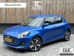 Suzuki Swift - 1.0 Stijl Smart Hybrid Navigatiesysteem | LED | Stoelverwarming voor | Getint glas | Achte