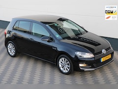 Volkswagen Golf - 1.2 TSI Lounge Climatronic en zeer luxe