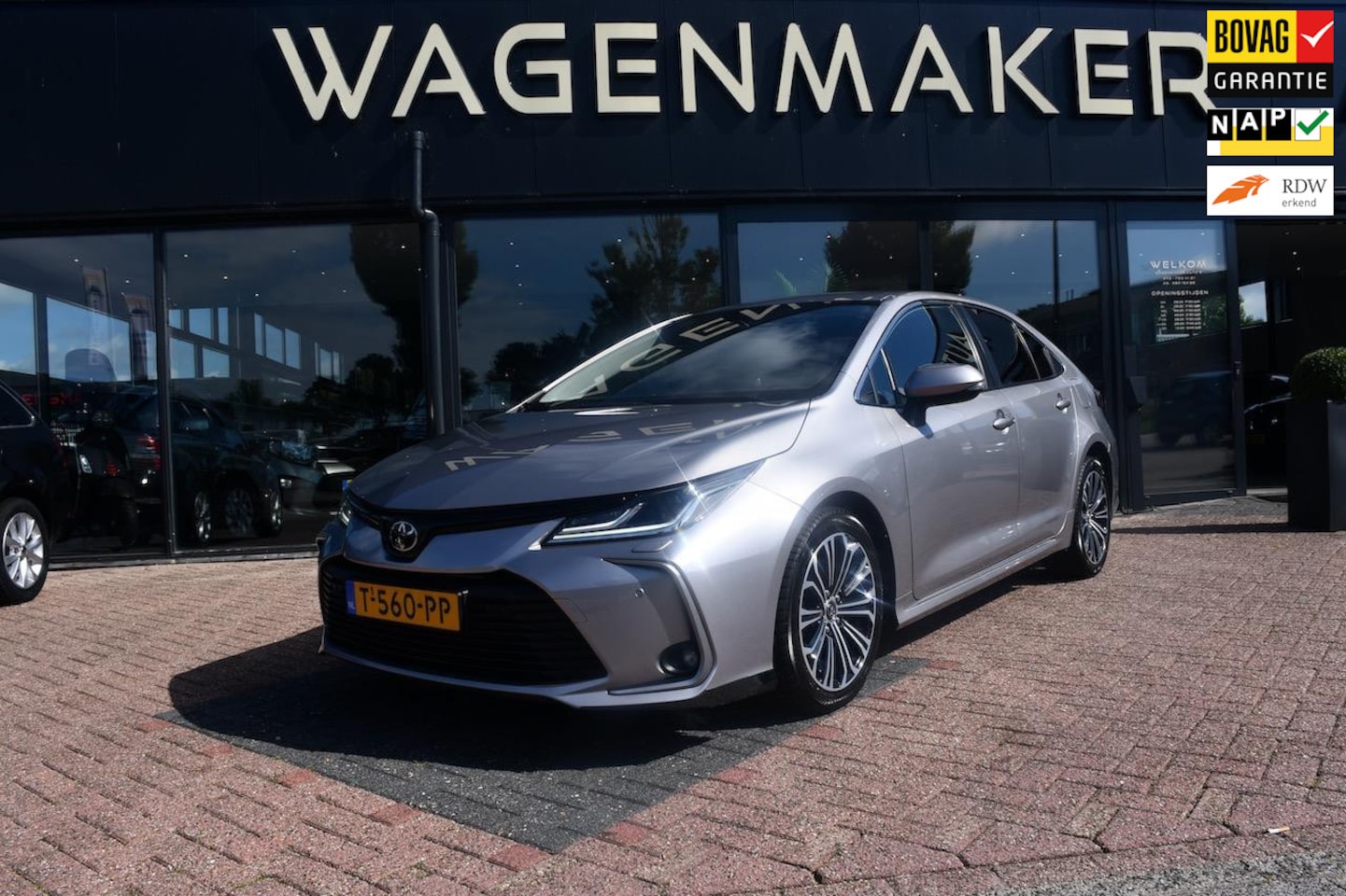Toyota Corolla - 1.6 AUT|ACC|Carplay|Camera|Stoelvw|DealerOH! - AutoWereld.nl