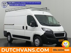 Peugeot Boxer - 2.0BlueHDI 130PK L2H2 Pro Glasrestreel | Trekhaak | Navigatie | Camera | Airco | 3-Persoon