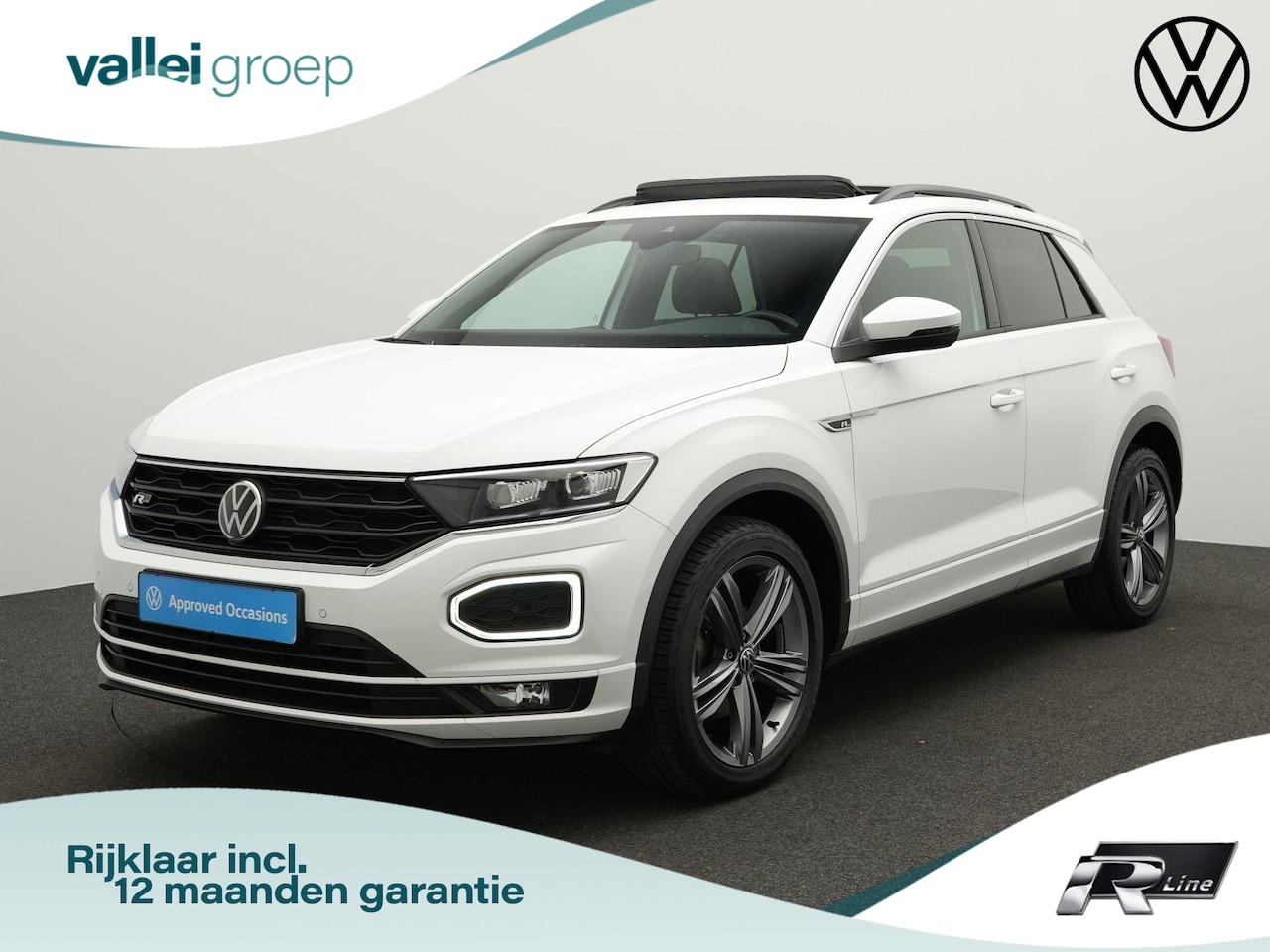 Volkswagen T-Roc - 1.5 TSI 150 pk DSG Sport Business R / R-Line | Panoramadak | Trekhaak | Stuur-/stoelverwar - AutoWereld.nl