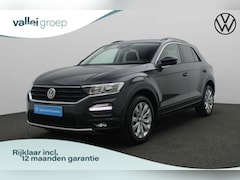 Volkswagen T-Roc - 1.0 TSI 115 pk Style | Parkeersensoren voor/achter | Adaptive Cruise | Apple Carplay / And