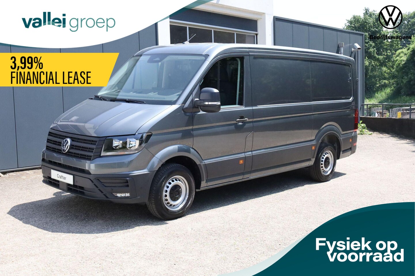 Volkswagen Crafter - Bedrijfswagens Highline 2.0 TDI EU6 103 kW / 140 pk DSG GVW 3.5T WB 3640 MM - AutoWereld.nl