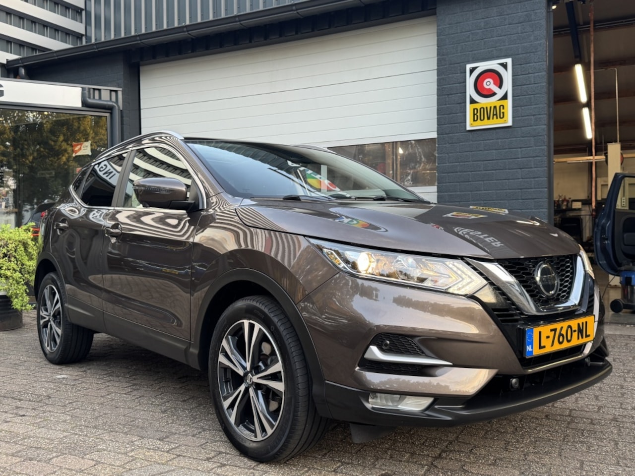 Nissan Qashqai - 1.3 DIG-T Design Ed - AutoWereld.nl