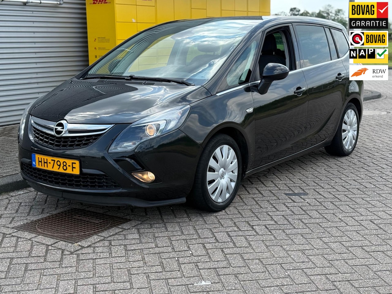 Opel Zafira Tourer - 1.4 Business+ Bj 2015 7Pers Navi ECC Airco Panoramadak - AutoWereld.nl