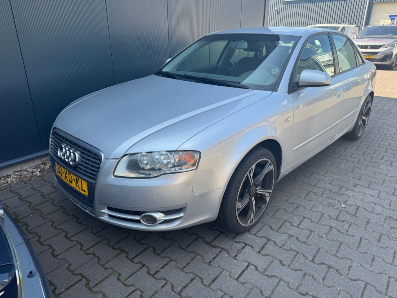 Audi A4 Limousine - 2.5 TDI Pro L. bns 2007 automaat nette staat - AutoWereld.nl