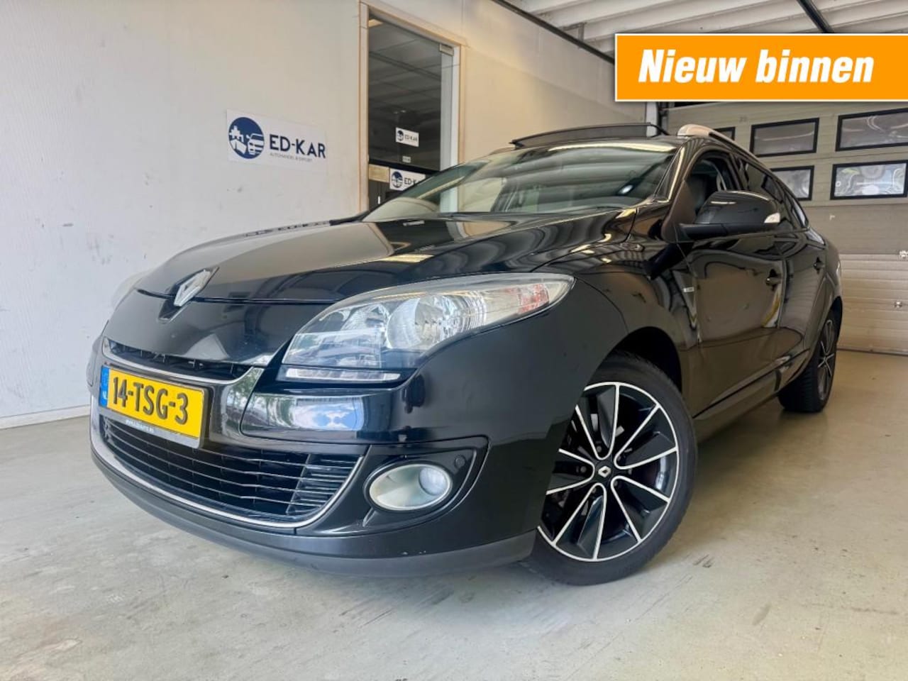 Renault Mégane - 1.5 dCi Bose CLIMA PANO PDC LED NETTE AUTO NAP APK - AutoWereld.nl