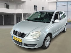 Volkswagen Polo - 1.4-16V Comfortline