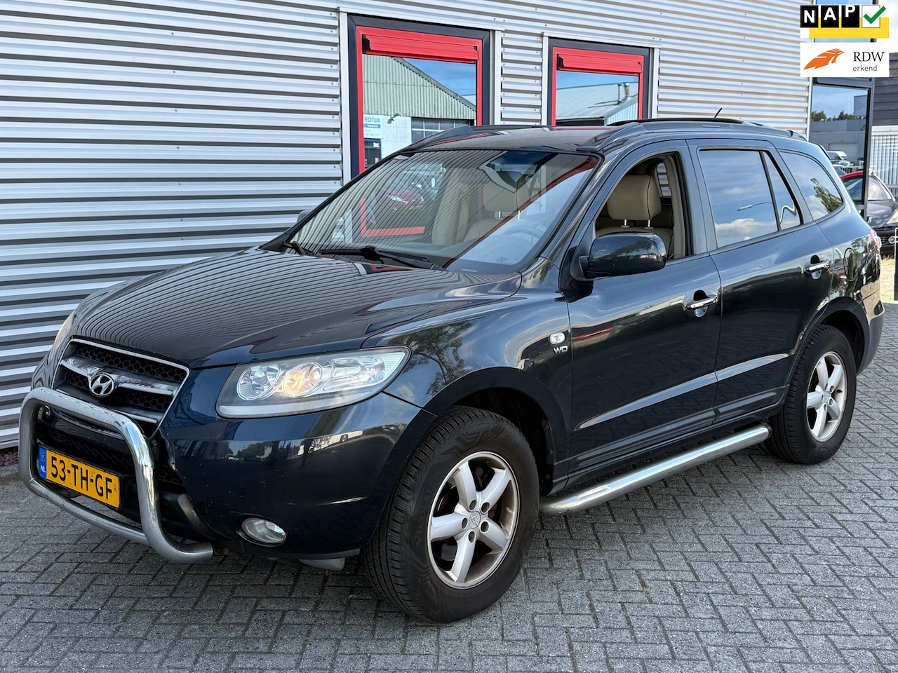 Hyundai Santa Fe - 2.7i V6 4WD Style 7p. Automaat - AutoWereld.nl