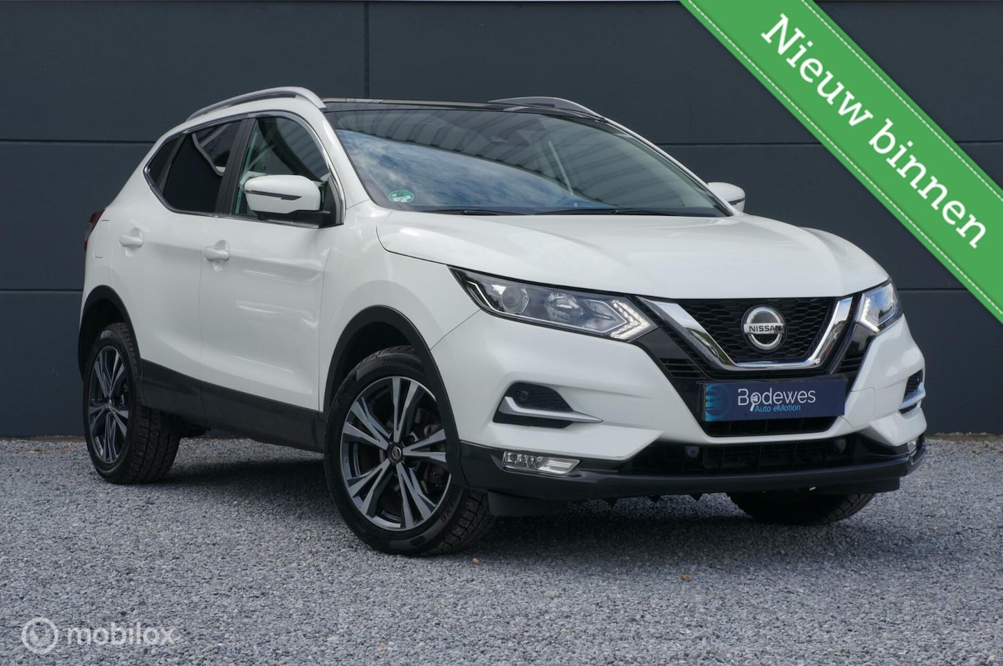 Nissan Qashqai - 1.3 DIG-T Aut N-Connecta Apple/Android 360cam - AutoWereld.nl