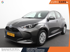 Toyota Yaris - 1.5 Hybrid Active Airco Adaptieve cruise control Navigatie Achteruitrijcamera Apple Carpla