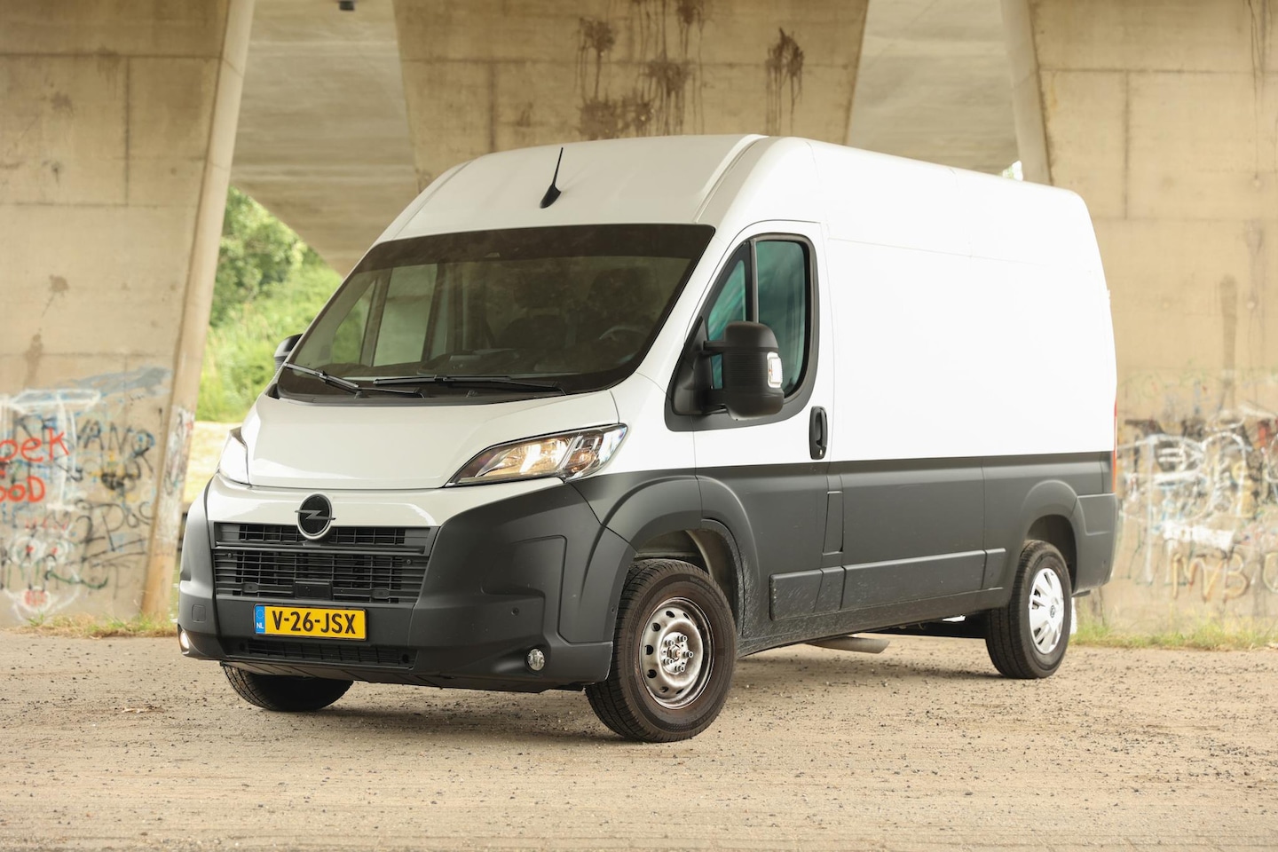 Opel Movano - 2.2D 140 PK L2H2 Opel Movano 2.2D 140 S&S L2H2 3.5t Zwaar HD - AutoWereld.nl