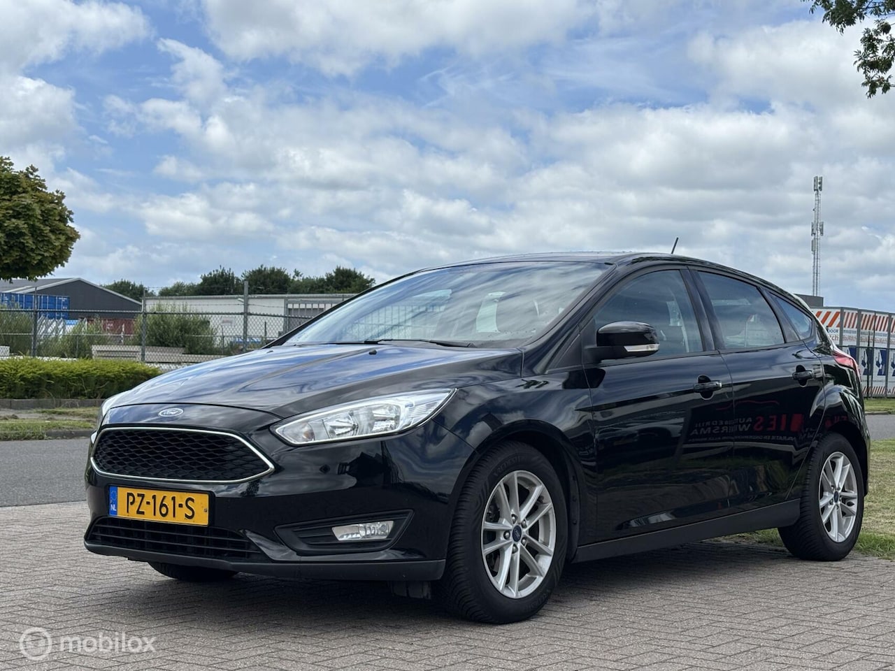 Ford Focus - 1.0 Lease Edition trekhaak cruise pdc apple carplay - AutoWereld.nl