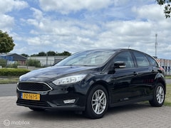 Ford Focus - 1.0 Lease Edition trekhaak cruise pdc apple carplay