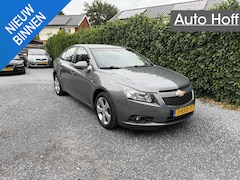 Chevrolet Cruze - 1.8 LT | Leer | Navi | Autom. Airco | Cruise Control | LMV | PDC | Stoelverwarming | APK t