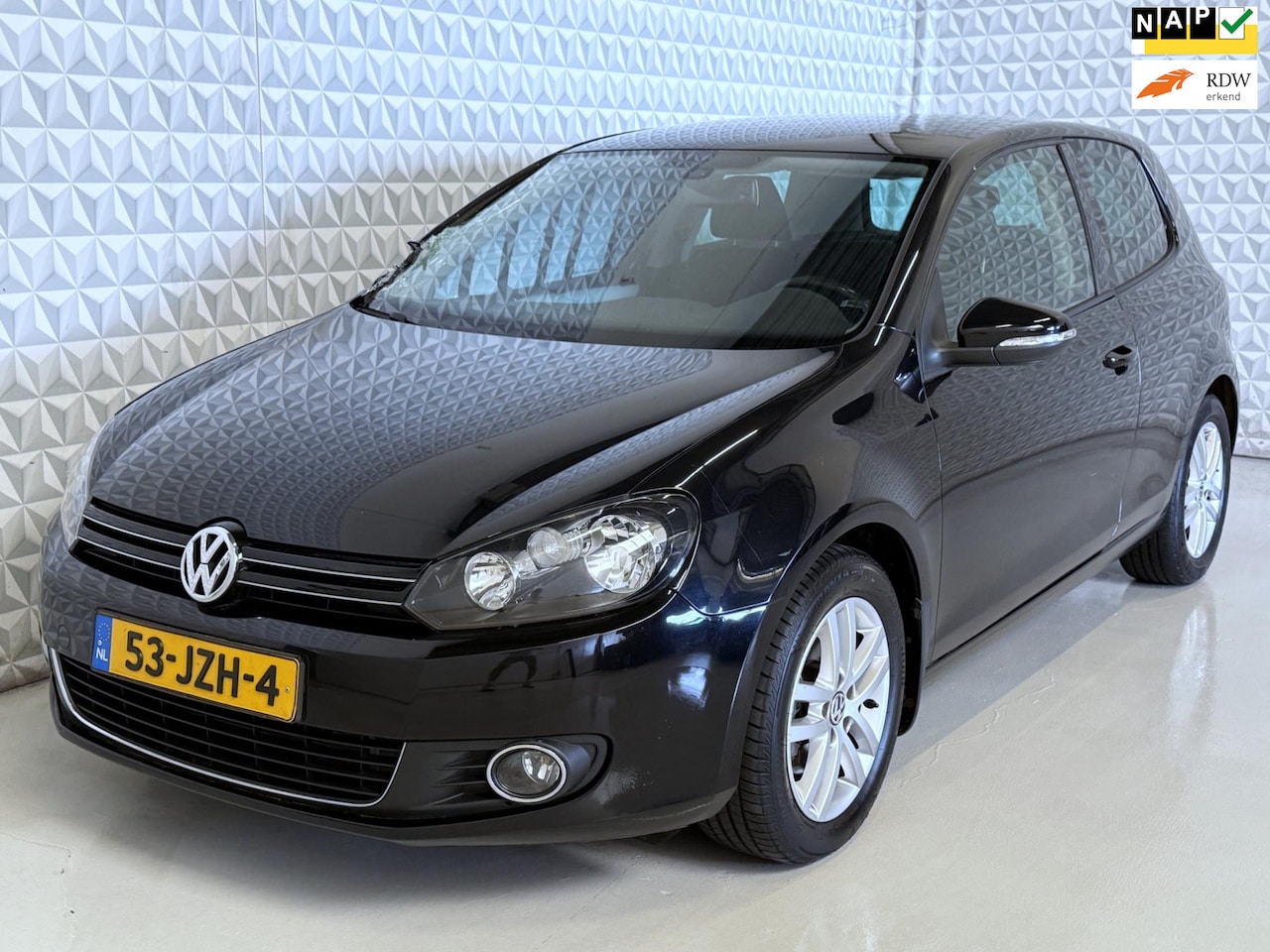 Volkswagen Golf - 1.4 TSI Highline met SCHADE! 141.000km (2009) - AutoWereld.nl