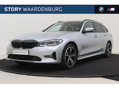 BMW 3-serie Touring - 320i High Executive Automaat / LED / Live Cockpit Professional / Cruise control / PDC / St