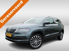 Skoda Karoq - 1.5 TSI ACT Business Edition DSG Automaat Parkeersensoren / Camera / Navigatie / Clima / L