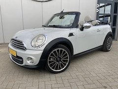 MINI Cabrio - 1.6 Cooper Chili Unieke kleur | Stoelverwarming | 116PK | Parkeersensoren
