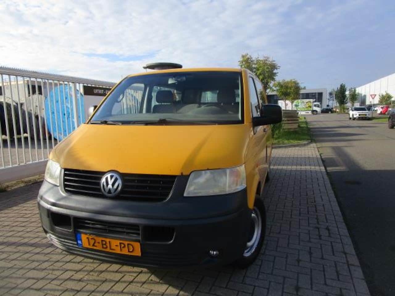 Volkswagen Transporter - 1.9 TDI 300 Budgetline DC 1.9 TDI 300 Budgetline DC - AutoWereld.nl